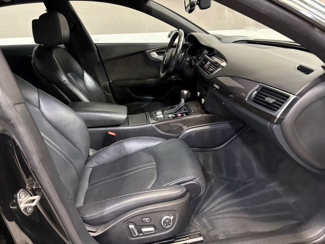 Used 2016 Audi RS 7 Prestige w/ Driver Assistance Package image 59