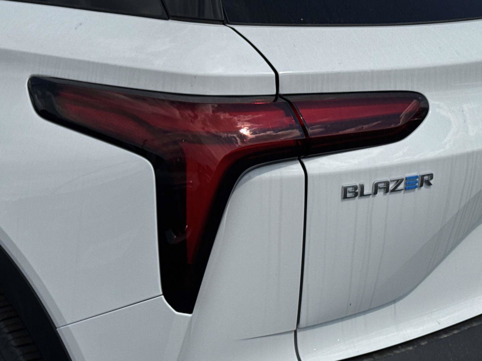 New 2025 Chevrolet Blazer EV LT AWD/4WD image 26
