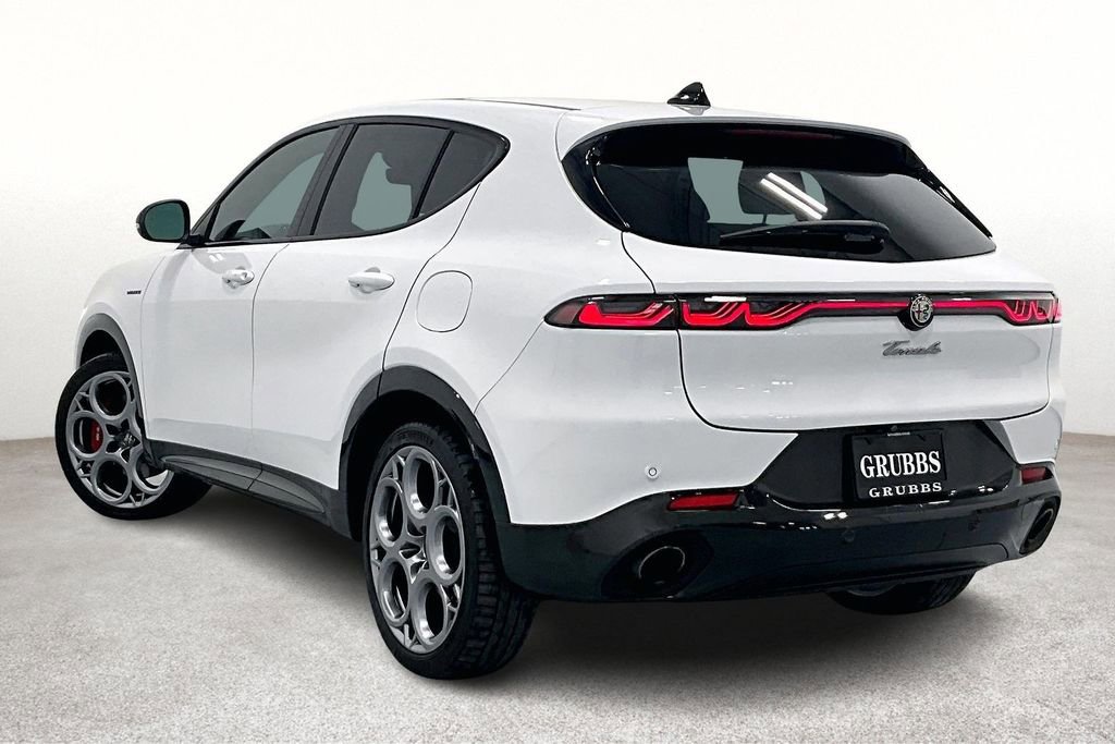 Used 2024 Alfa Romeo Tonale Veloce image 12
