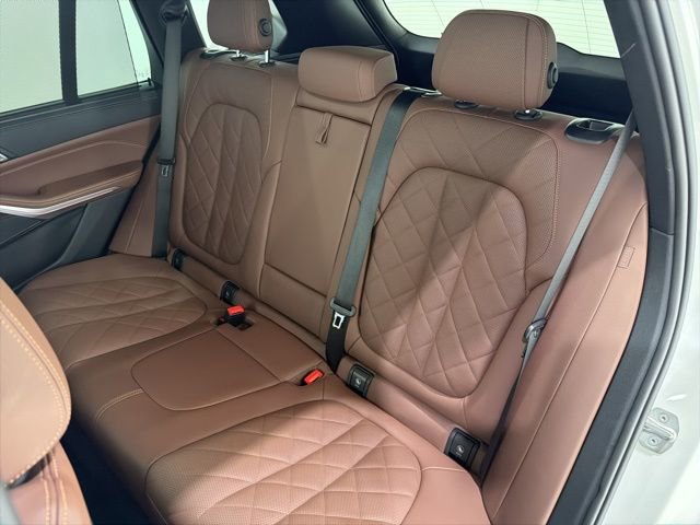 Certified 2023 BMW X5 xDrive45e w/ Executive Package image 16