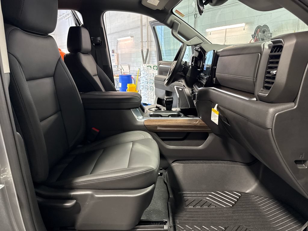 New 2026 Chevrolet Silverado 1500 LT Trail Boss w/ LT Trail Boss Premium Package AWD/4WD image 33
