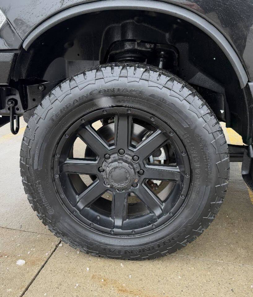 Used 2018 RAM 2500 SLT image 36