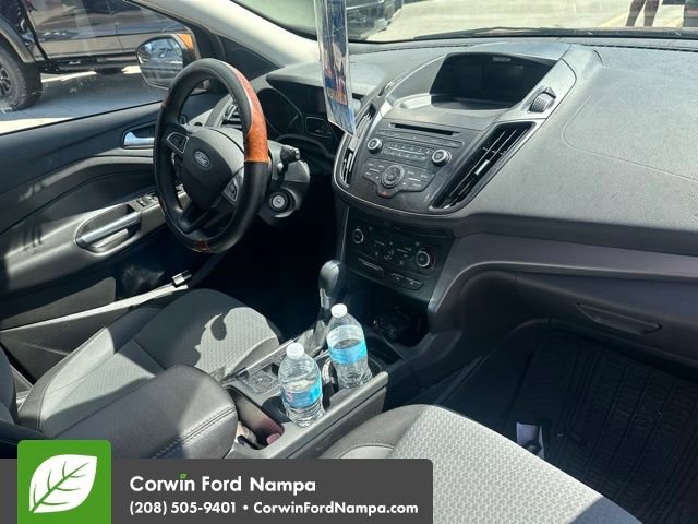 Used 2017 Ford Escape SE AWD/4WD image 12