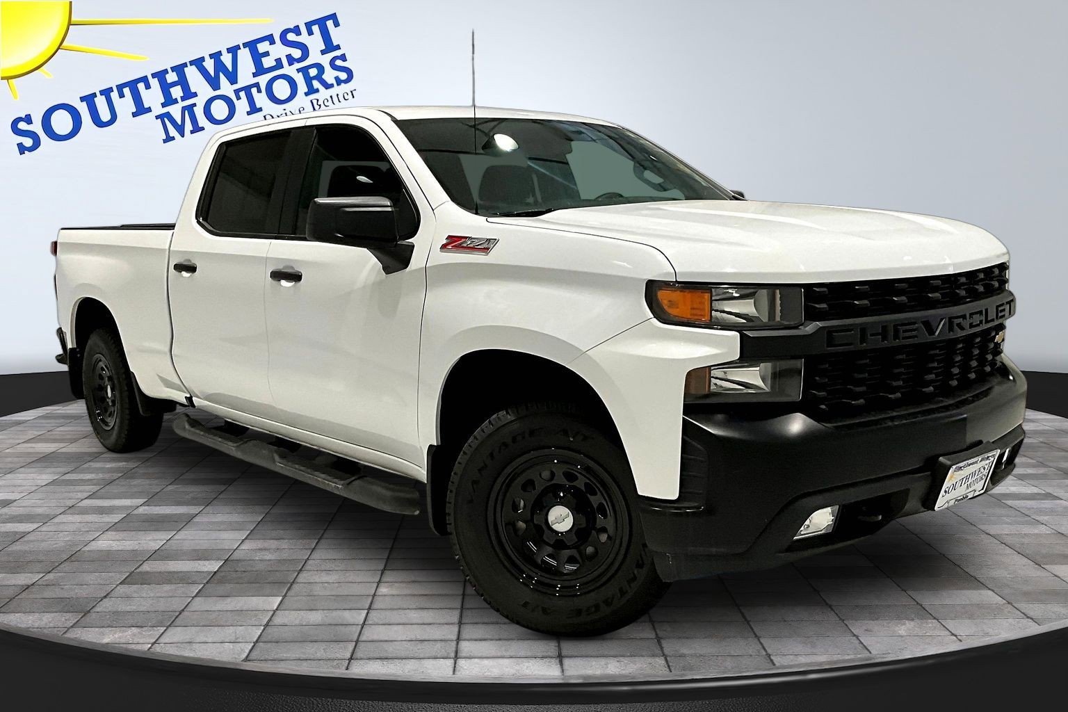 Used 2020 Chevrolet Silverado 1500 W/T w/ WT Convenience Package AWD/4WD image 3