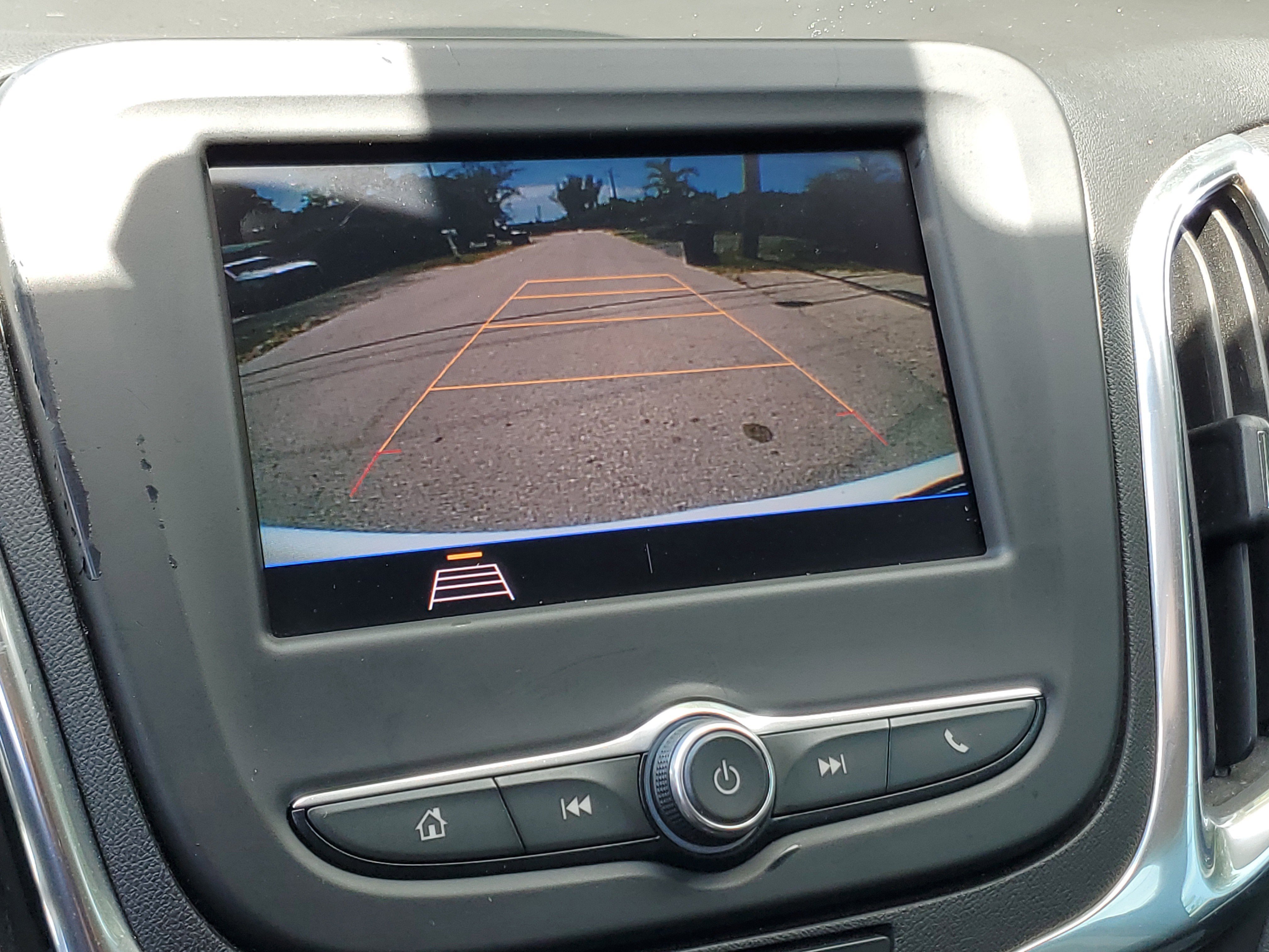 Used 2020 Chevrolet Equinox LT image 26