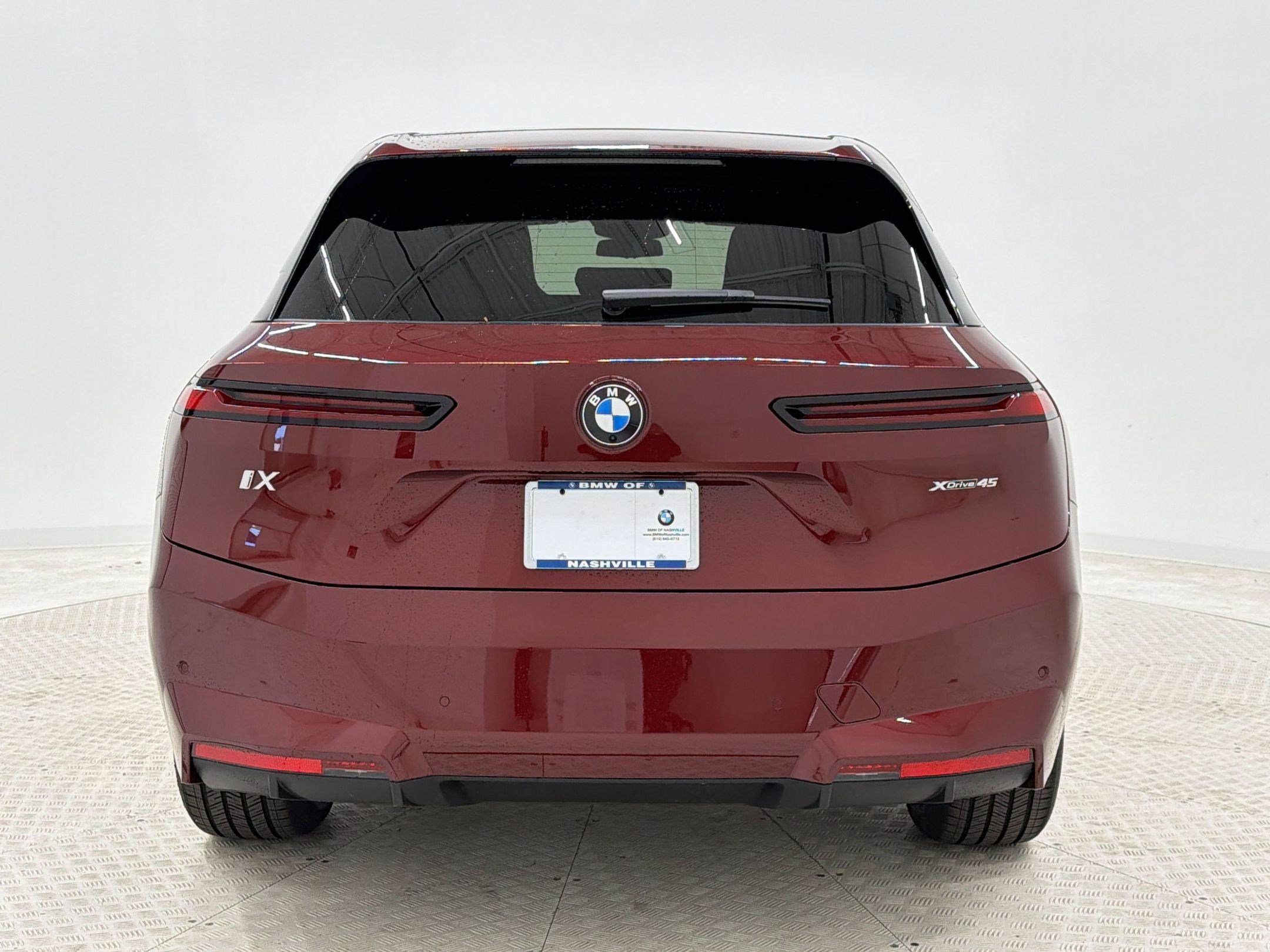 New 2026 BMW iX xDrive45 image 10