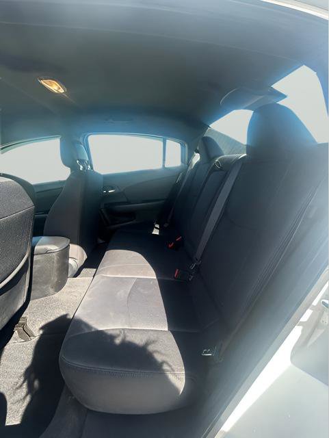 Used 2013 Chrysler 200 LX FWD image 12
