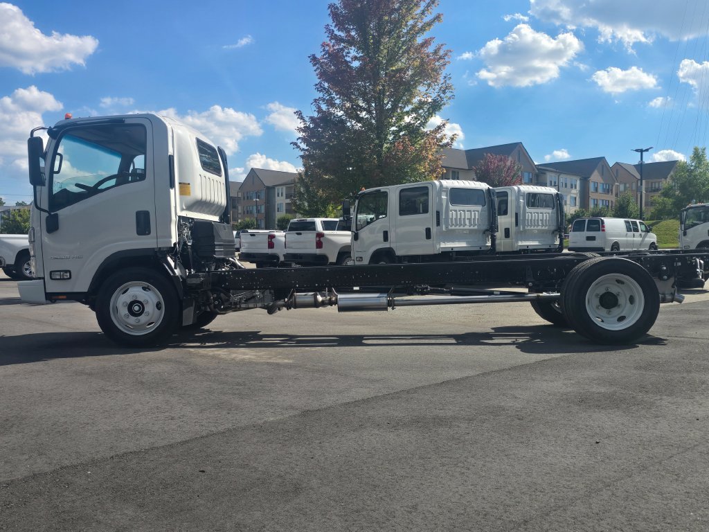 New 2027 Chevrolet Low Cab Forward RWD image 7