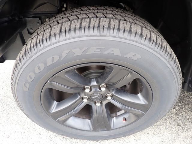 Used 2022 RAM 1500 Classic Warlock w/ Electronics Group image 11