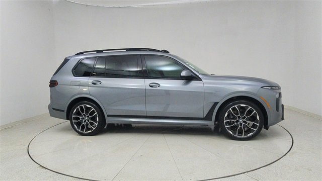 Used 2023 BMW X7 xDrive40i w/ M Sport Package image 71