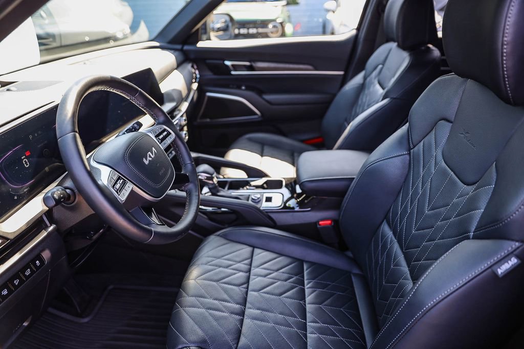 Used 2025 Kia Telluride EX X-Line AWD/4WD image 18