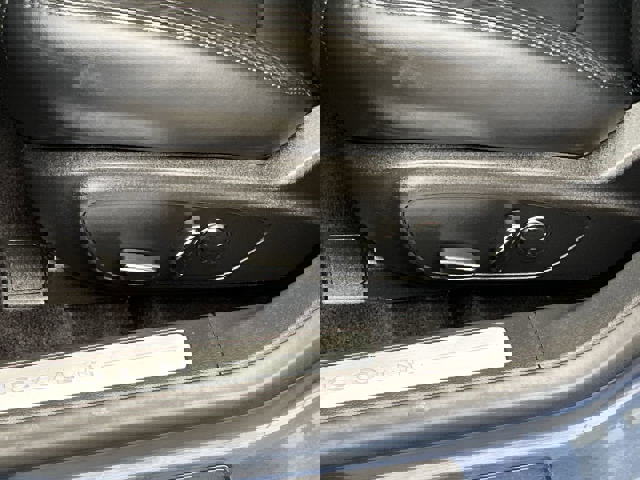 Used 2017 Lincoln MKZ Select w/ Climate Package image 10