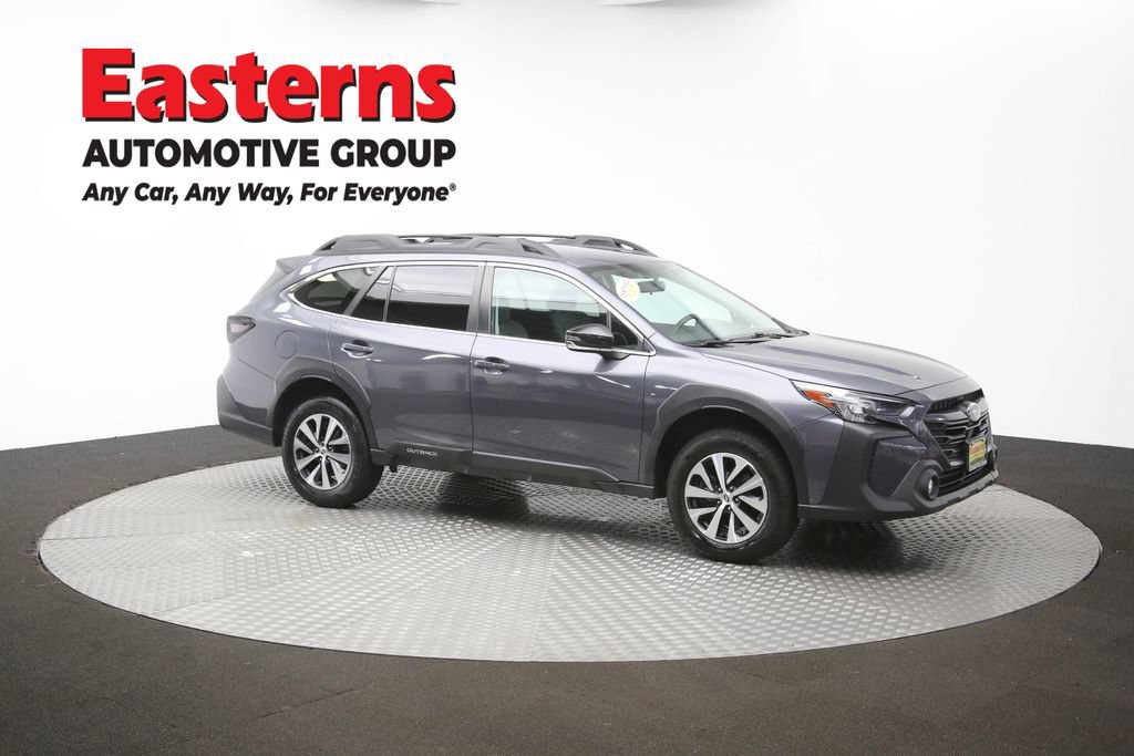 Used 2023 Subaru Outback Premium AWD/4WD image 46