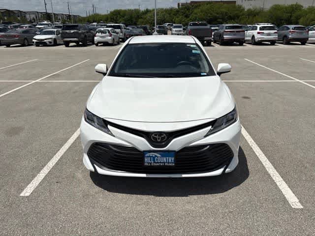 Used 2019 Toyota Camry LE FWD image 8
