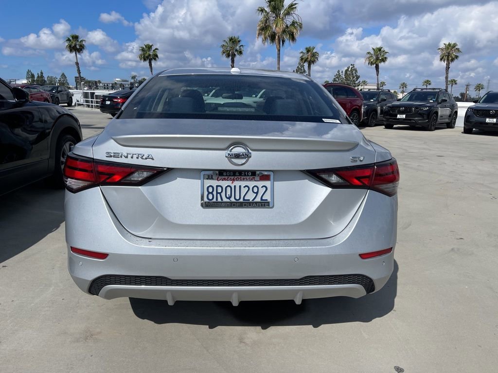 Used 2020 Nissan Sentra SV FWD image 5