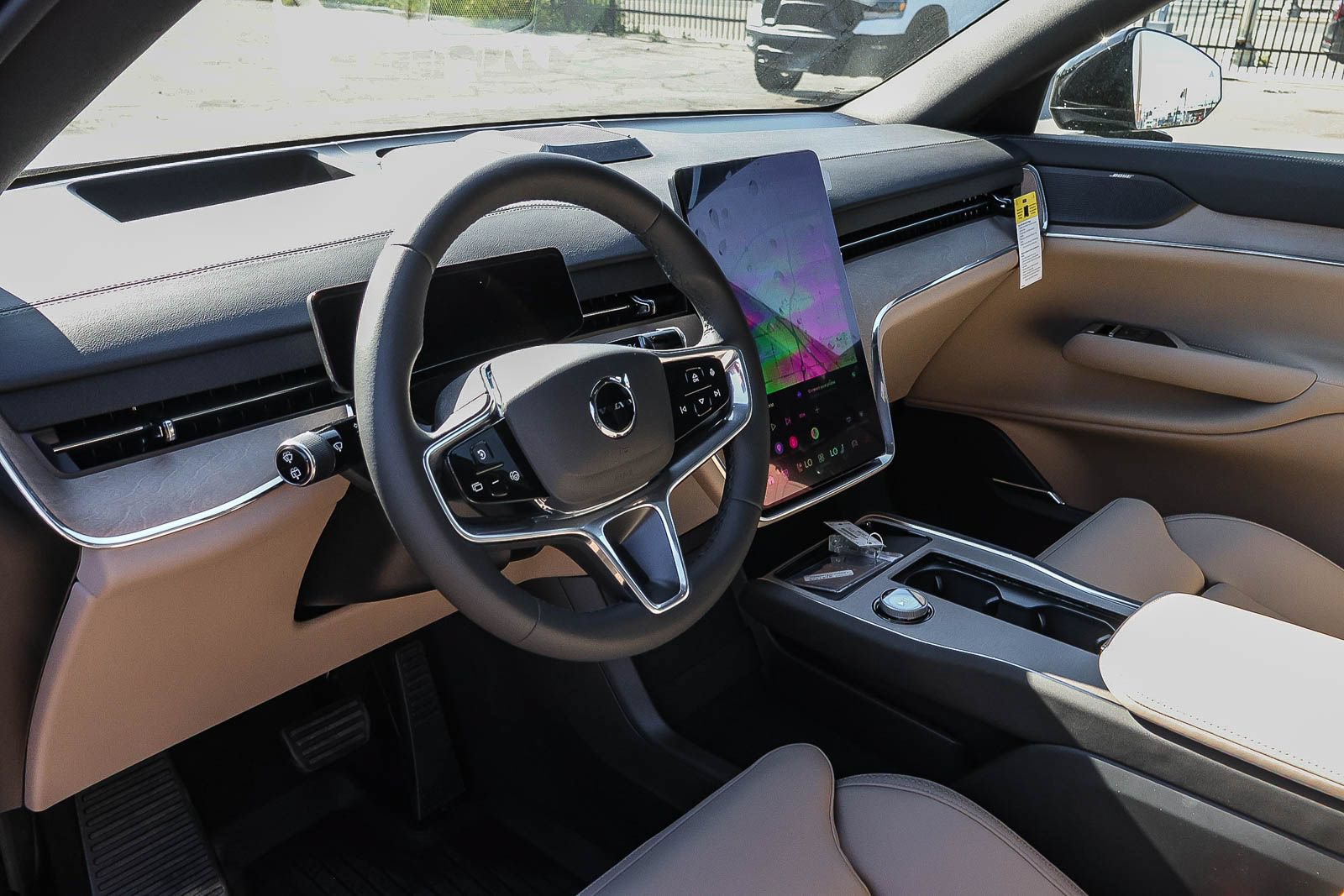 New 2026 Volvo EX90 Plus RWD image 30