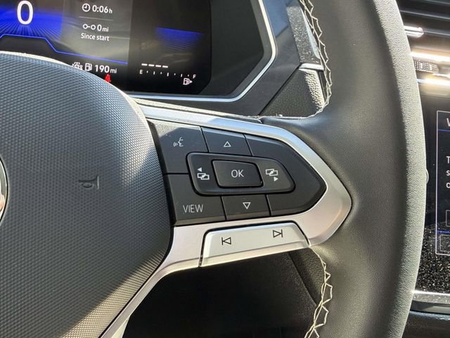 Certified 2023 Volkswagen Tiguan SE FWD image 23