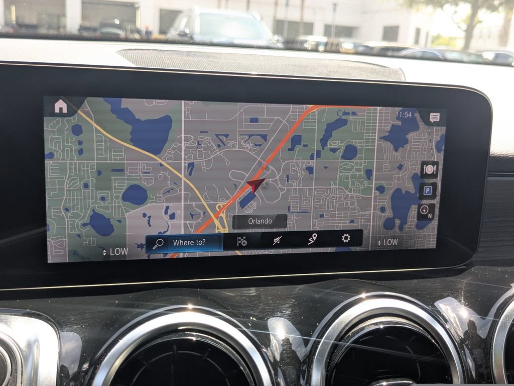Certified 2023 Mercedes-Benz GLB 250 4MATIC w/ Premium Package image 13