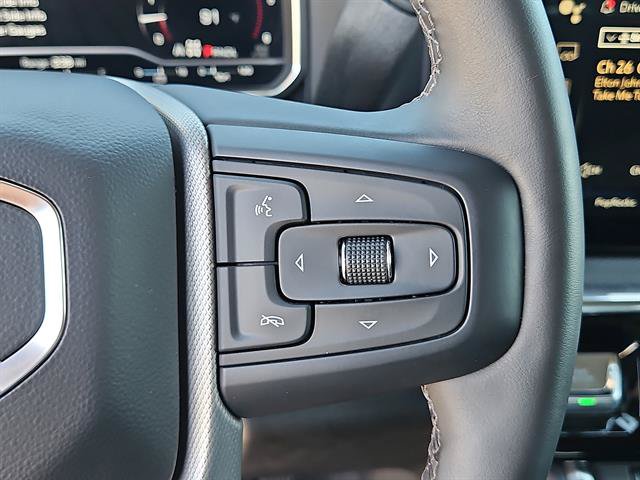 Used 2024 GMC Sierra 2500 Denali w/ Technology Package AWD/4WD image 18