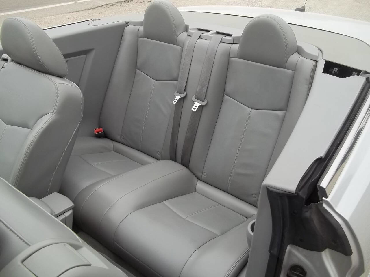 Used 2008 Chrysler Sebring Limited w/ Luxury Group image 18
