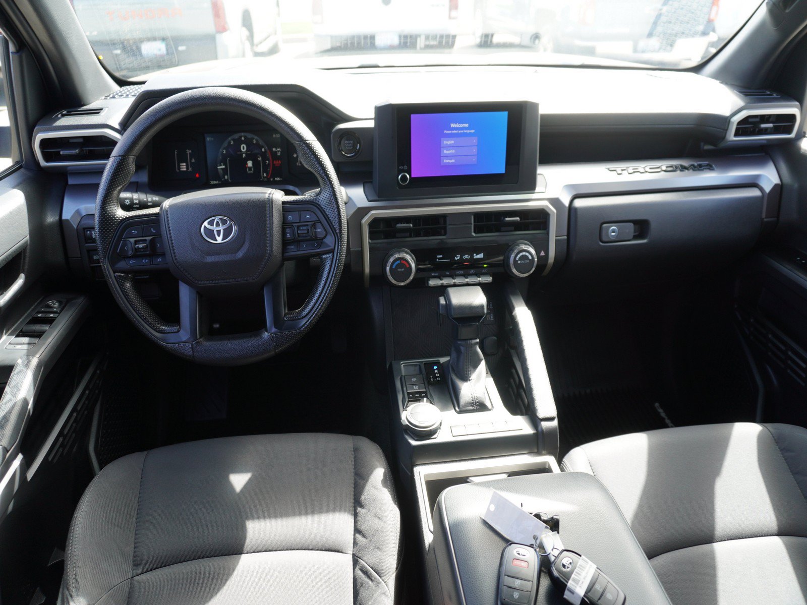 Used 2025 Toyota Tacoma SR5 AWD/4WD image 2