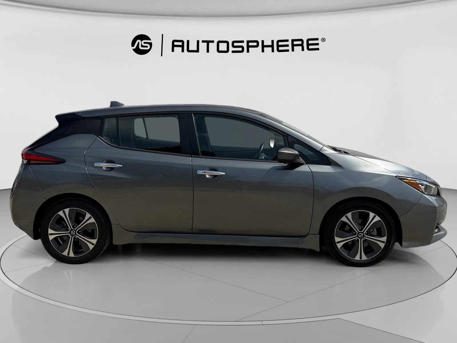 Used 2020 Nissan Leaf SV w/ SV Technology Package image 11