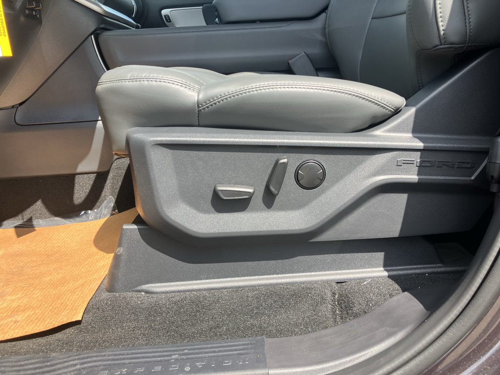 New 2027 Ford Expedition Active AWD/4WD image 18