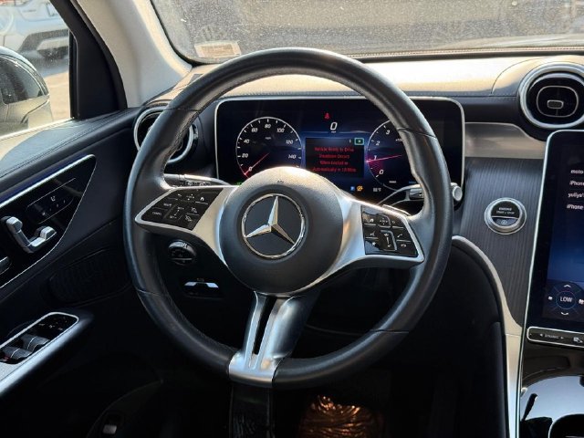 Used 2023 Mercedes-Benz GLC 300 image 15