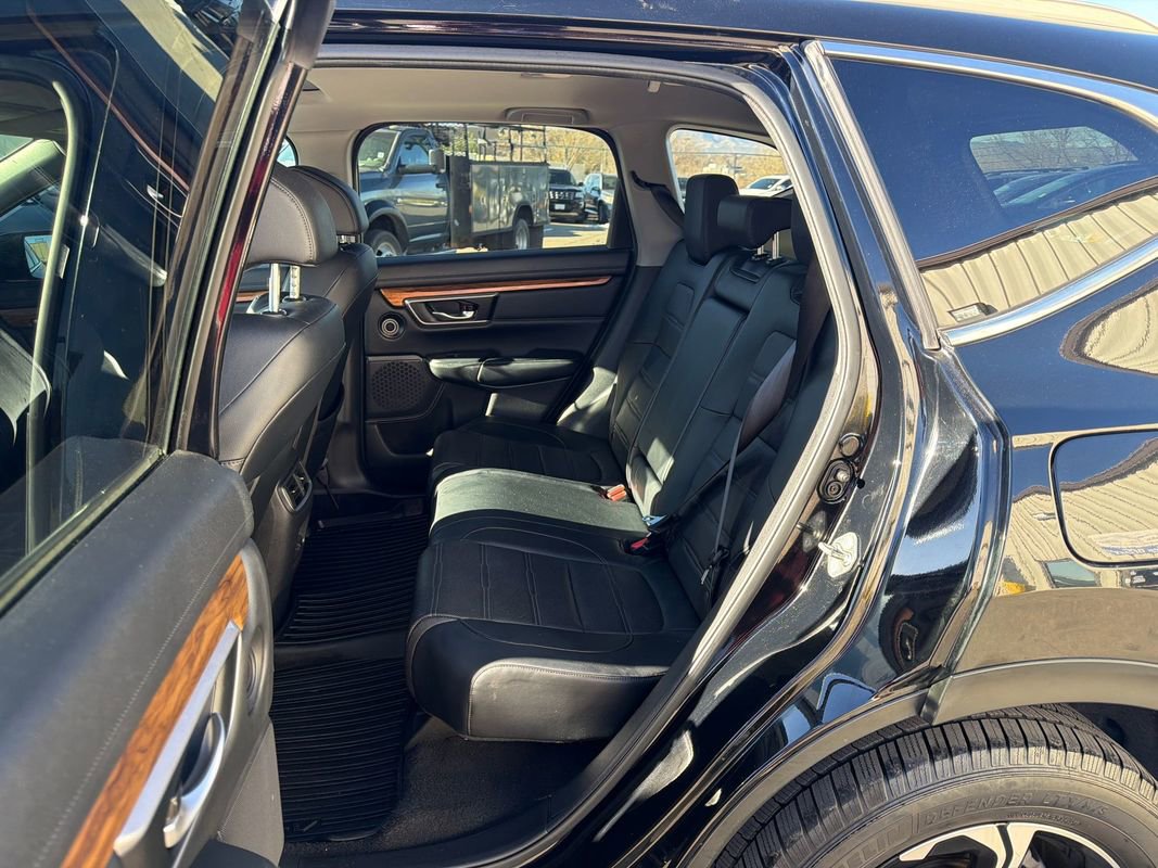 Used 2017 Honda CR-V Touring image 11