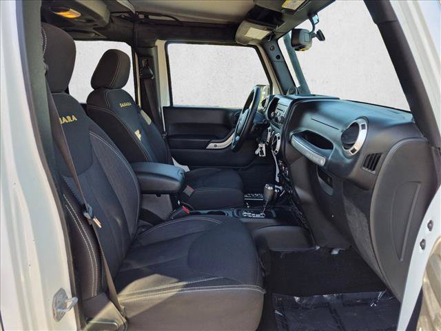 Used 2014 Jeep Wrangler Unlimited Sahara AWD/4WD image 18