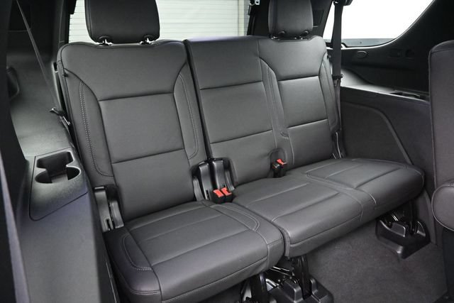 Used 2023 Chevrolet Tahoe Z71 w/ Luxury Package AWD/4WD image 22