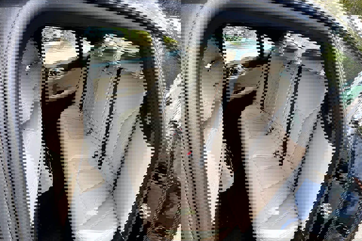 Certified 2023 BMW i4 eDrive35 w/ Premium Package image 21