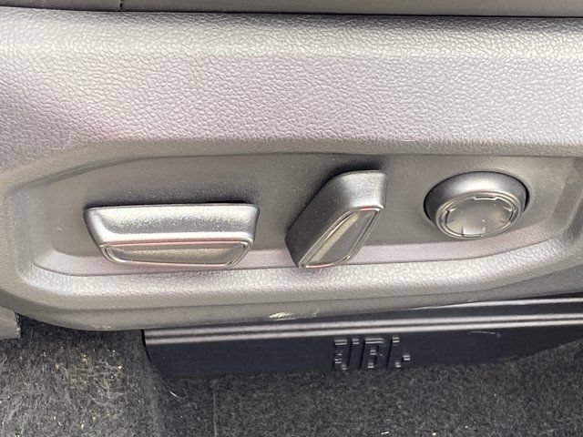 Used 2024 Toyota Sequoia Capstone AWD/4WD image 19