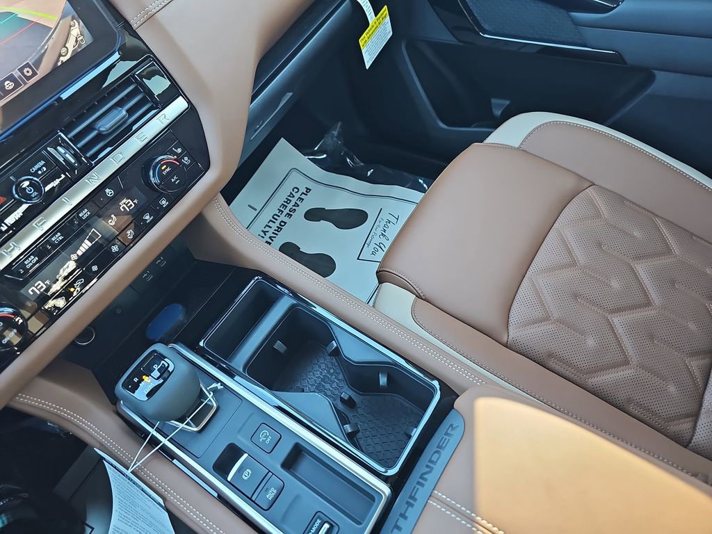 New 2026 Nissan Pathfinder Platinum image 28