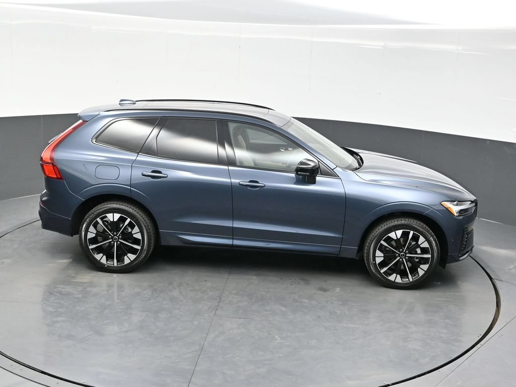 New 2026 Volvo XC60 B5 Plus w/ Climate Package AWD/4WD image 36