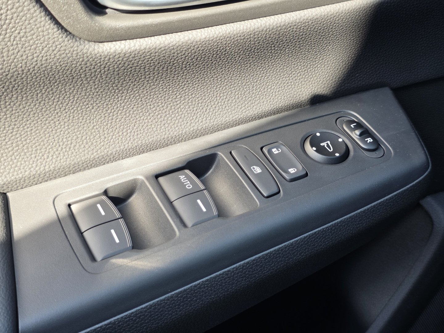 New 2027 Honda CR-V LX image 22