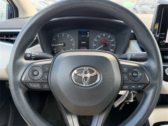 Used 2023 Toyota Corolla LE image 18