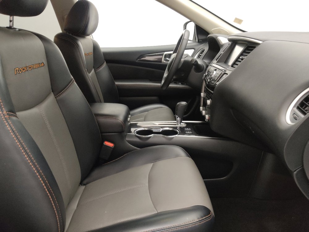 Used 2019 Nissan Pathfinder SL image 21