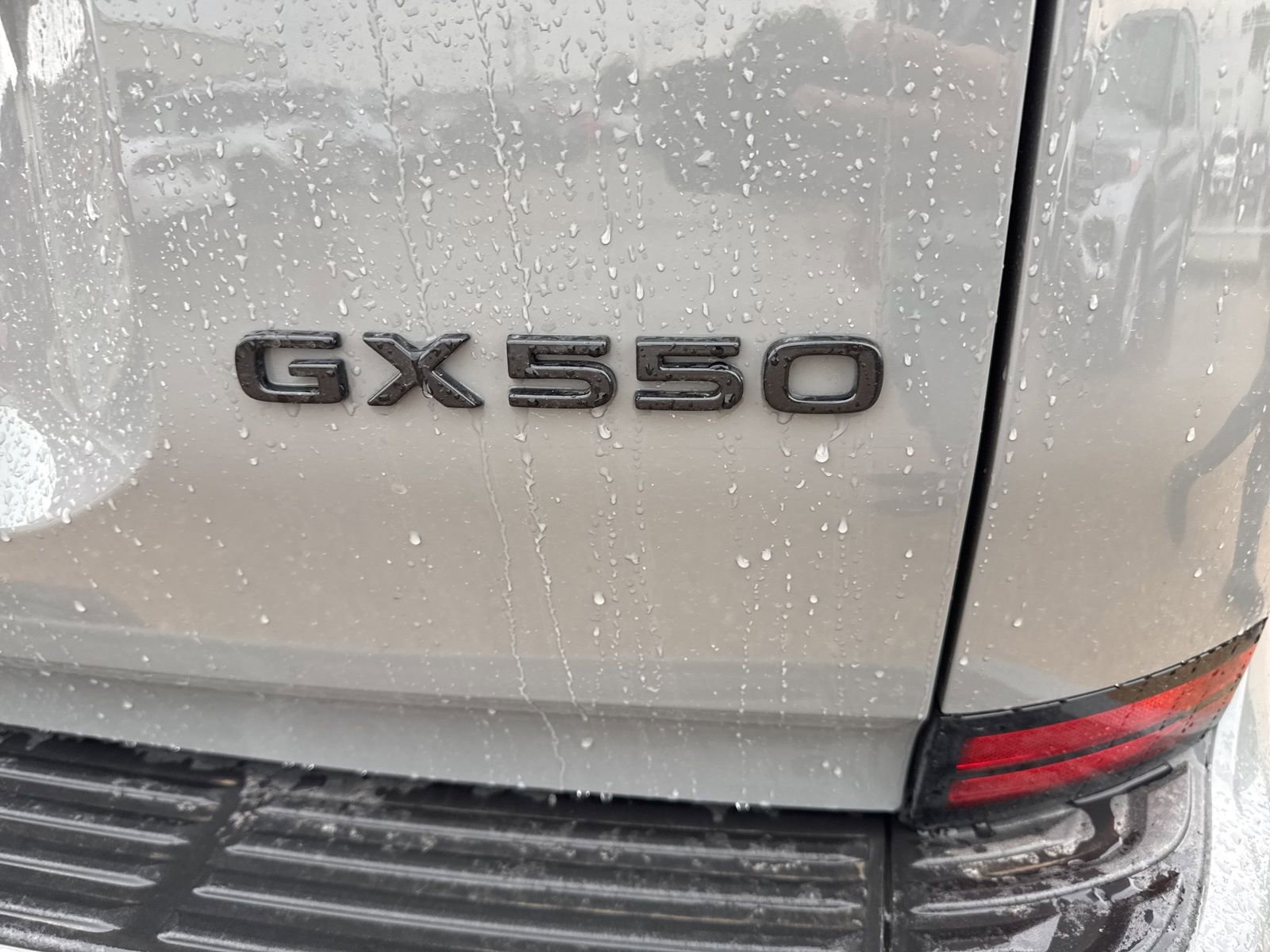 Used 2024 Lexus GX 550 AWD/4WD image 9