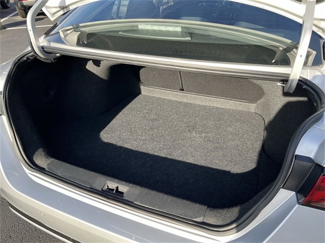 Used 2023 Nissan Sentra SV image 17