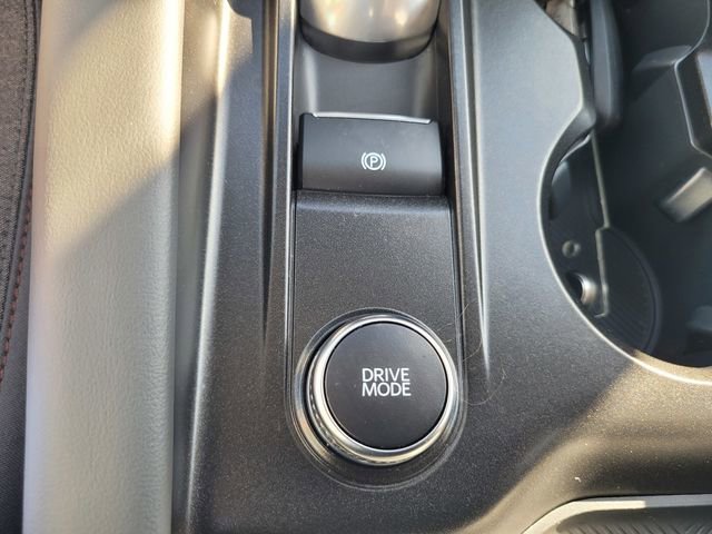 Used 2026 Ford Explorer Active AWD/4WD image 25