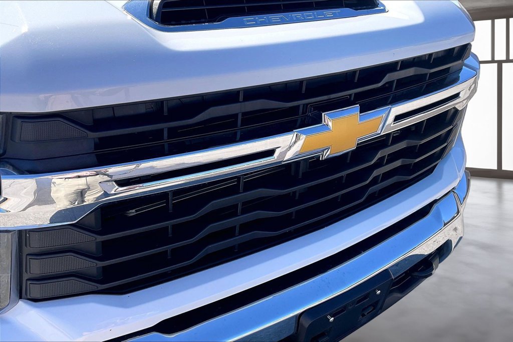 Used 2025 Chevrolet Silverado 2500 LT w/ Convenience Package AWD/4WD image 31