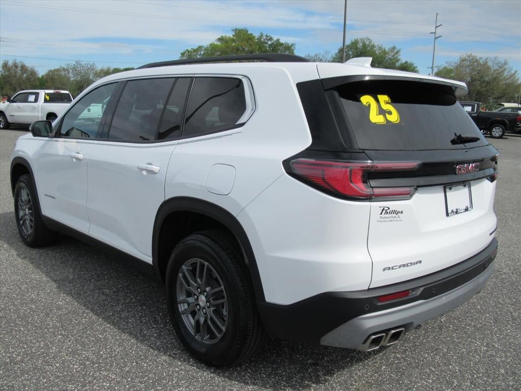 Used 2025 GMC Acadia Elevation FWD image 5