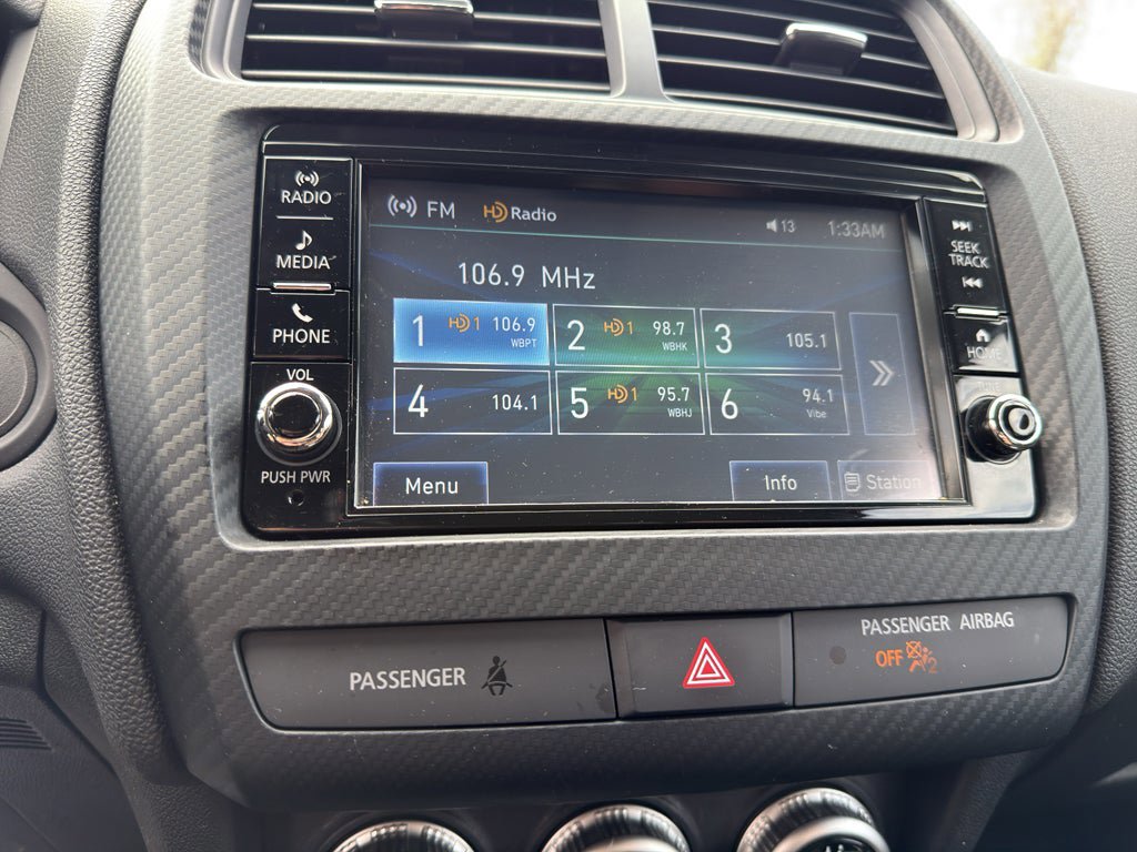 Used 2025 Mitsubishi Outlander Sport ES AWD/4WD image 16