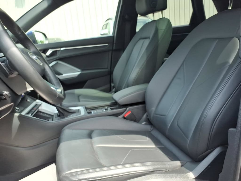 Used 2023 Audi Q3 2.0T Premium Plus AWD/4WD image 13