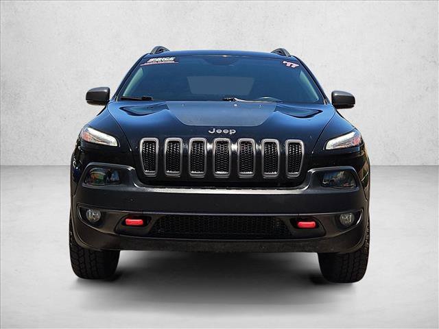 Used 2017 Jeep Cherokee Trailhawk AWD/4WD image 2