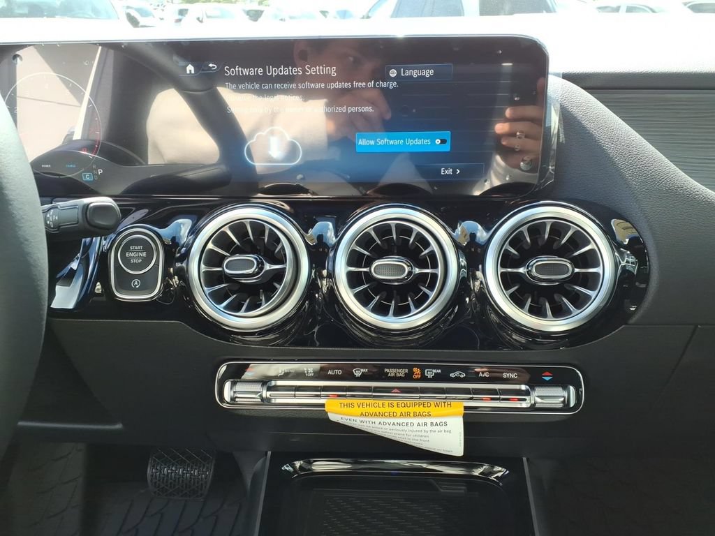 New 2026 Mercedes-Benz GLA 250 4MATIC image 22