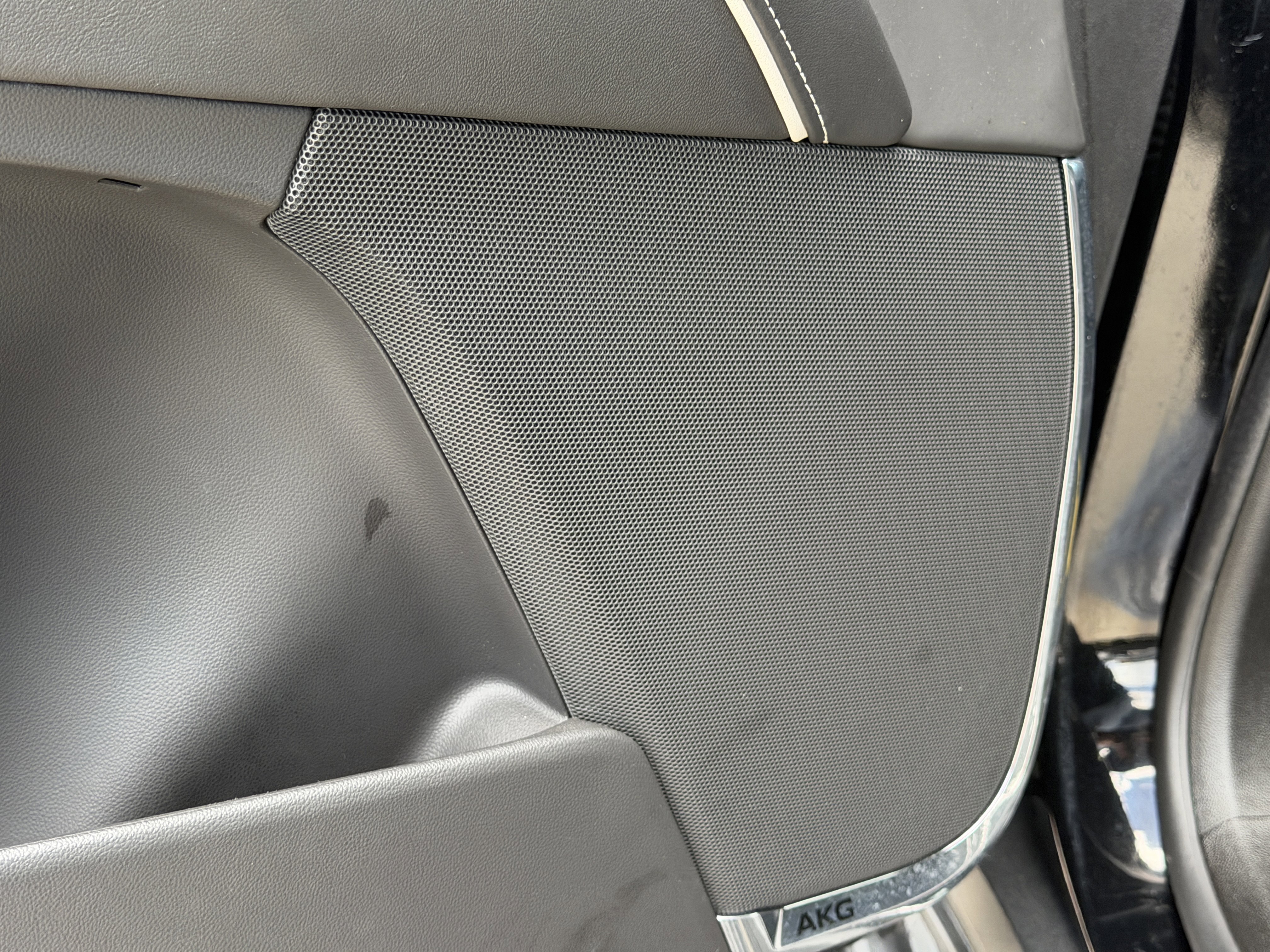 Certified 2024 Cadillac Escalade Sport Platinum w/ LPO, ONYX Package AWD/4WD image 20