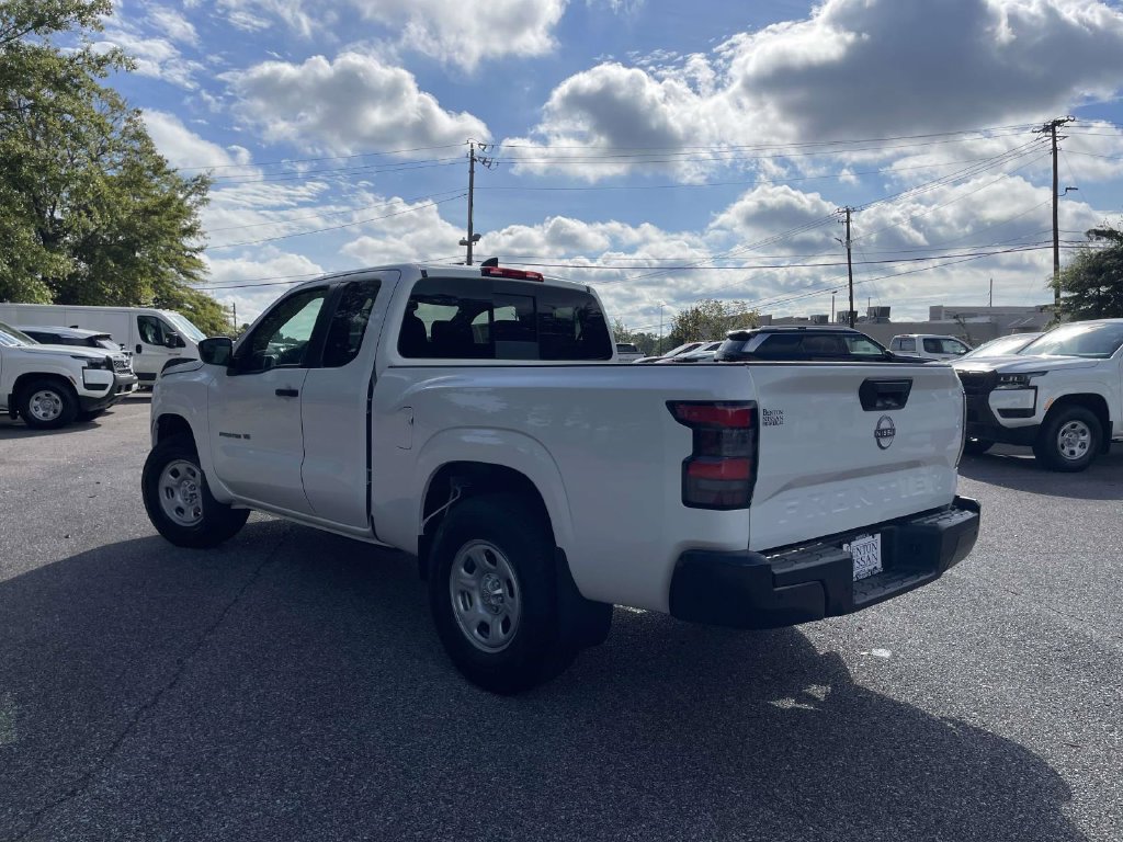 New 2027 Nissan Frontier S RWD image 4