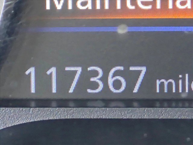 Used 2019 Nissan Altima 2.5 SR FWD image 11